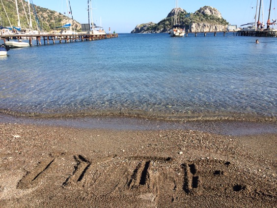 İYTE : Adını sahillere yazdım yarim...